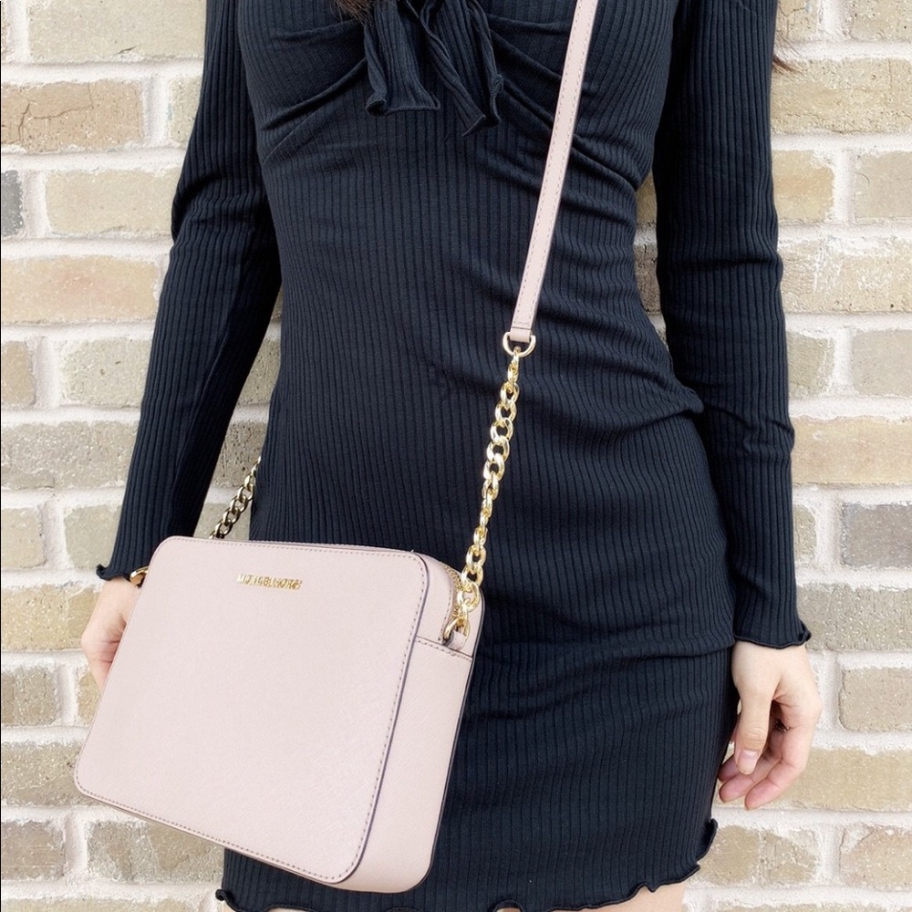 Gaby’sBags👜💕-Michael Kors Large Crossbody Fawn - Picture 3 of 5